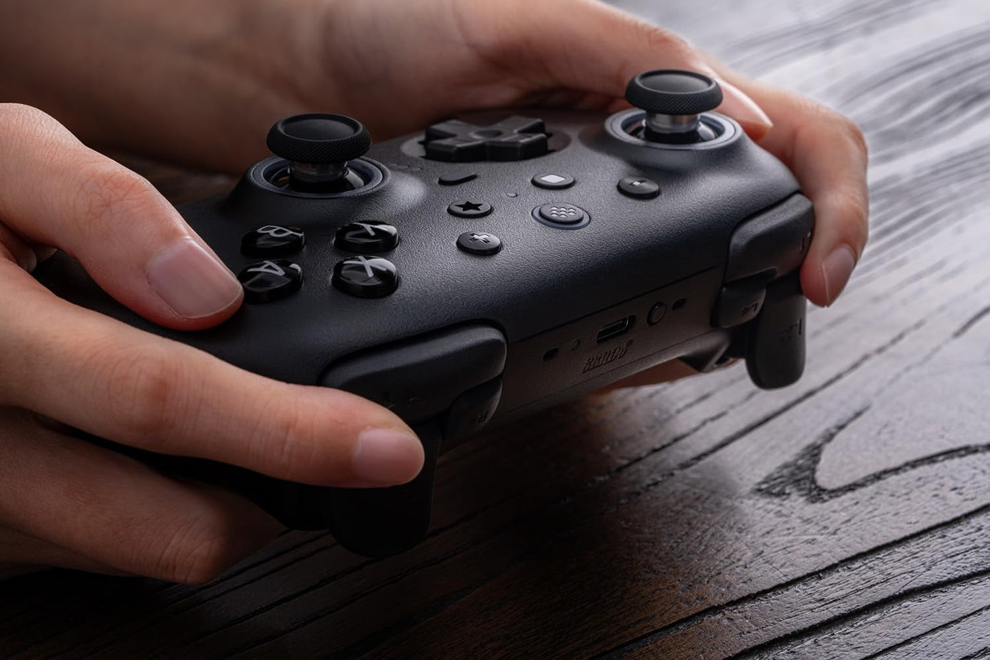 Mando 8BITDO Ultimate 2 Bluetooth Compatible con PC Switch 1 y 2